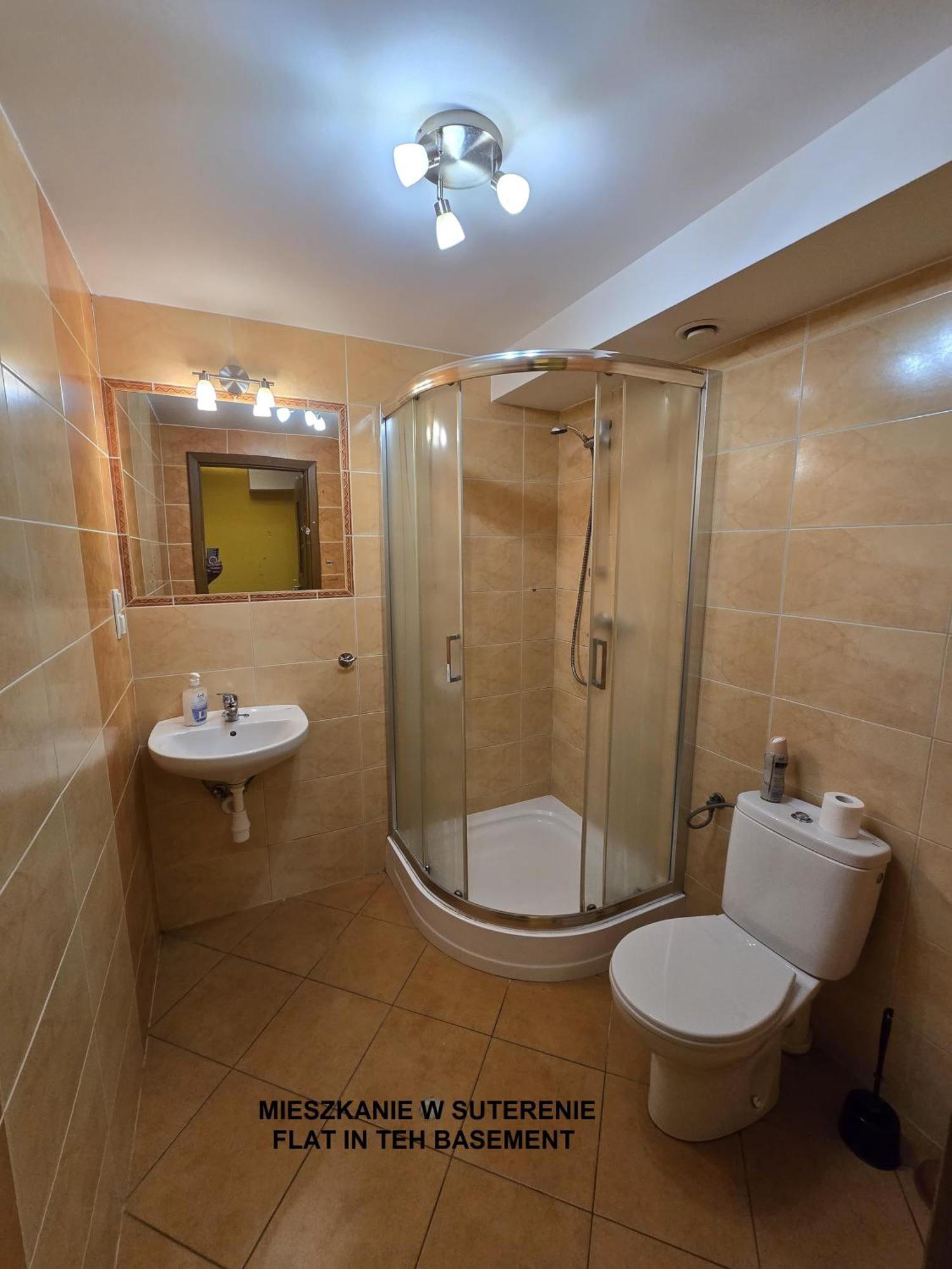 Apartment Mieszkanie W Suterenie