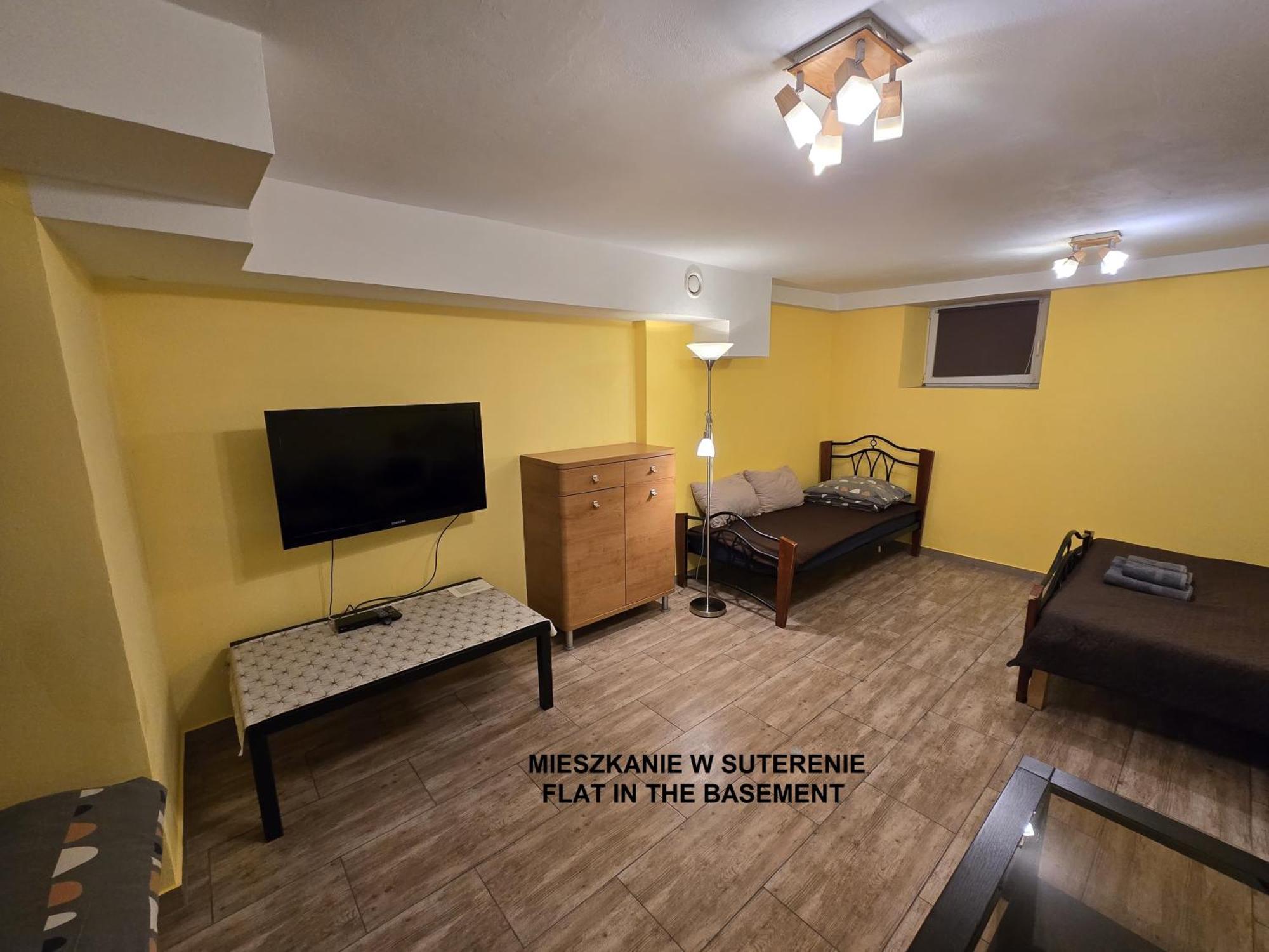 Mieszkanie W Suterenie Apartment *